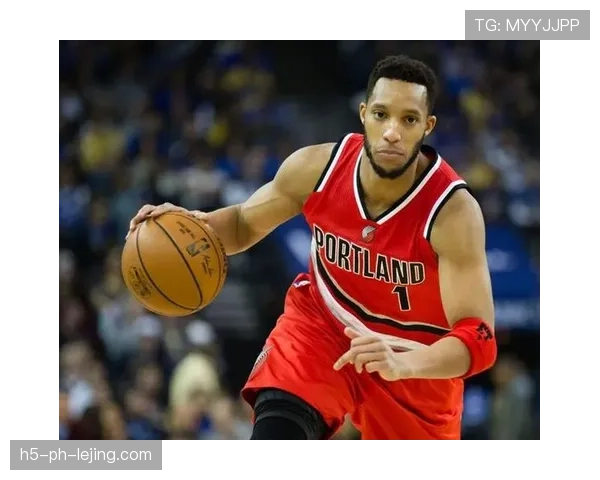 拉贾·朗多关键挡拆助攻提升球队季后赛组织效率